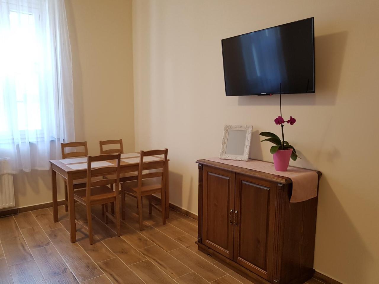 Toscana Apartman 귤러 외부 사진