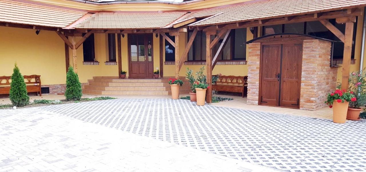 Toscana Apartman 귤러 외부 사진