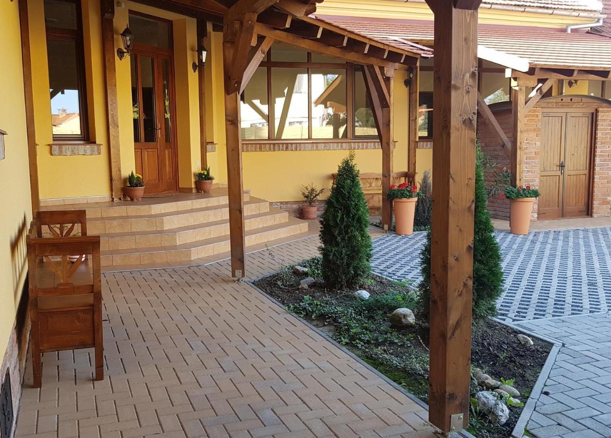 Toscana Apartman 귤러 외부 사진